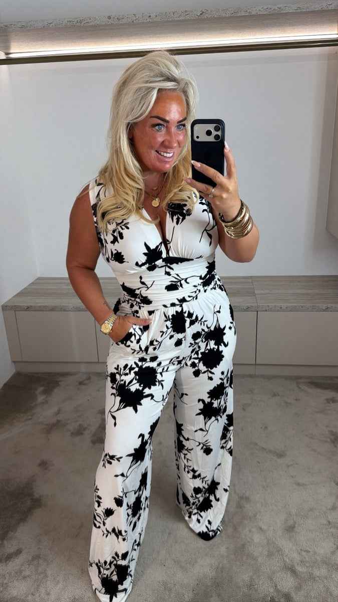 mommy jumpsuit 9700